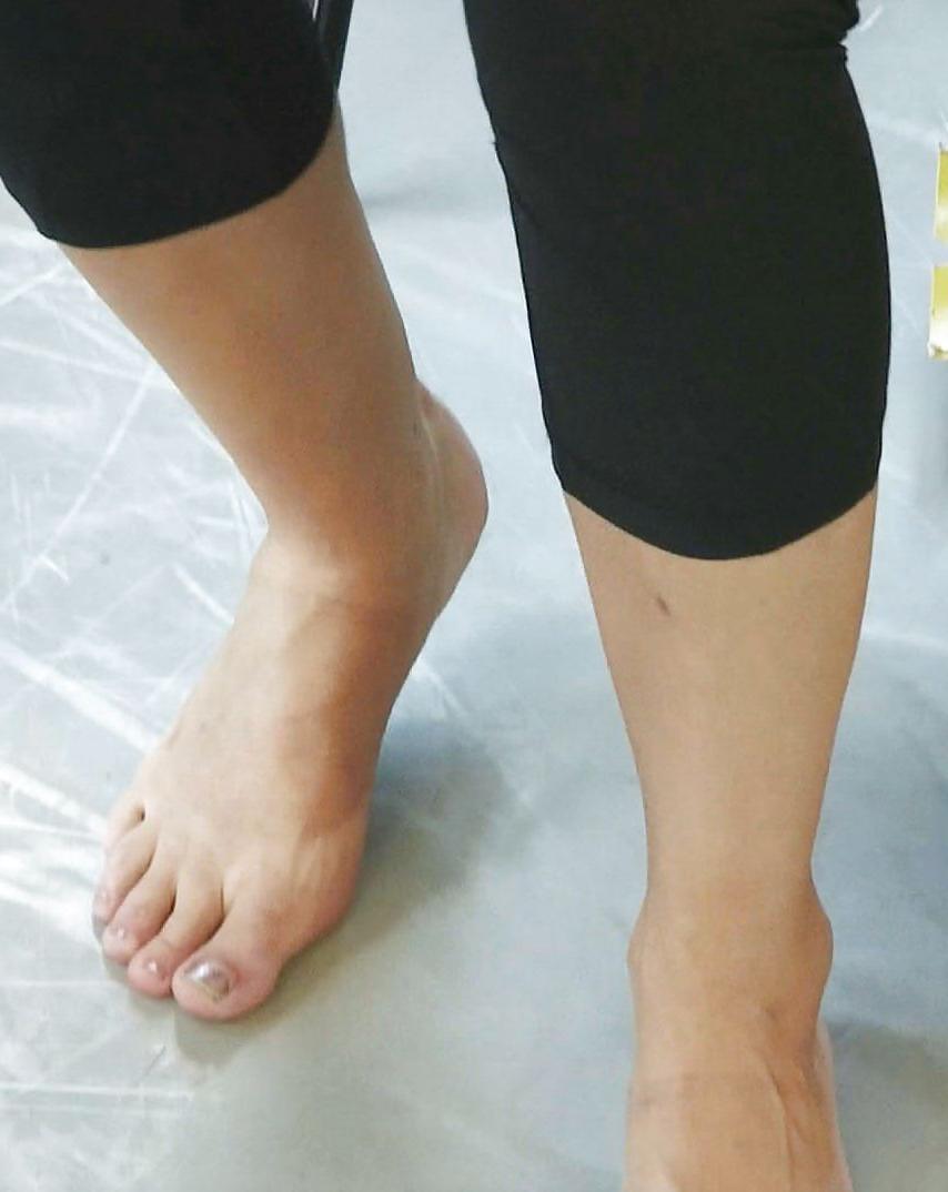 22P Sexy feet Rachel Riley