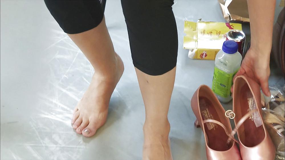 22P Sexy feet Rachel Riley