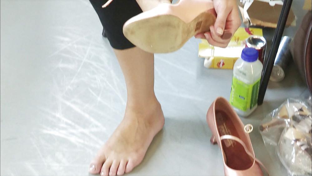 22P Sexy feet Rachel Riley