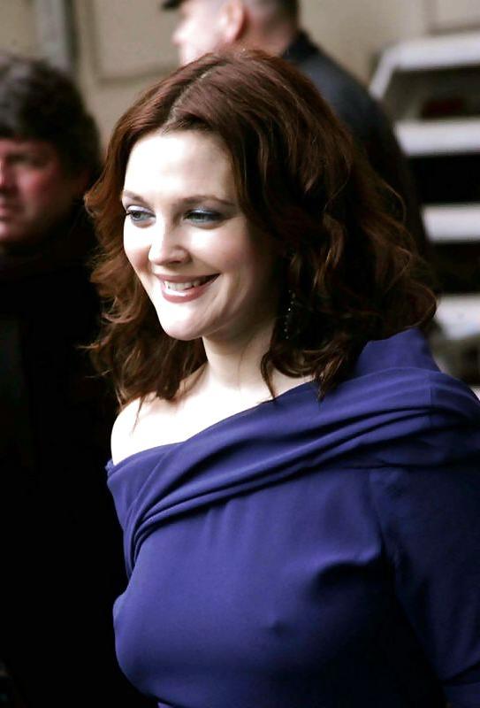 12P Female Celebs  - Drew Barrymore
