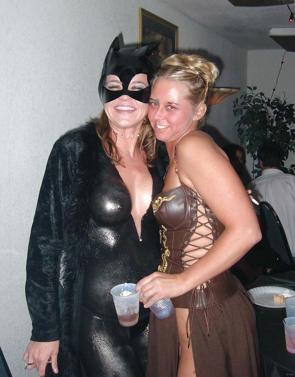 25P Hot teens play and party