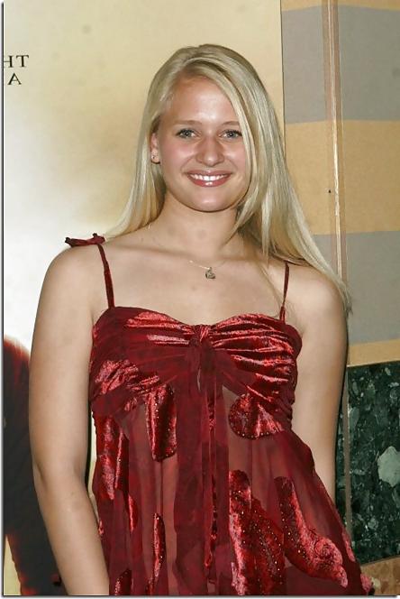 15P Kristina Horn...Ex-Fucking Bitch