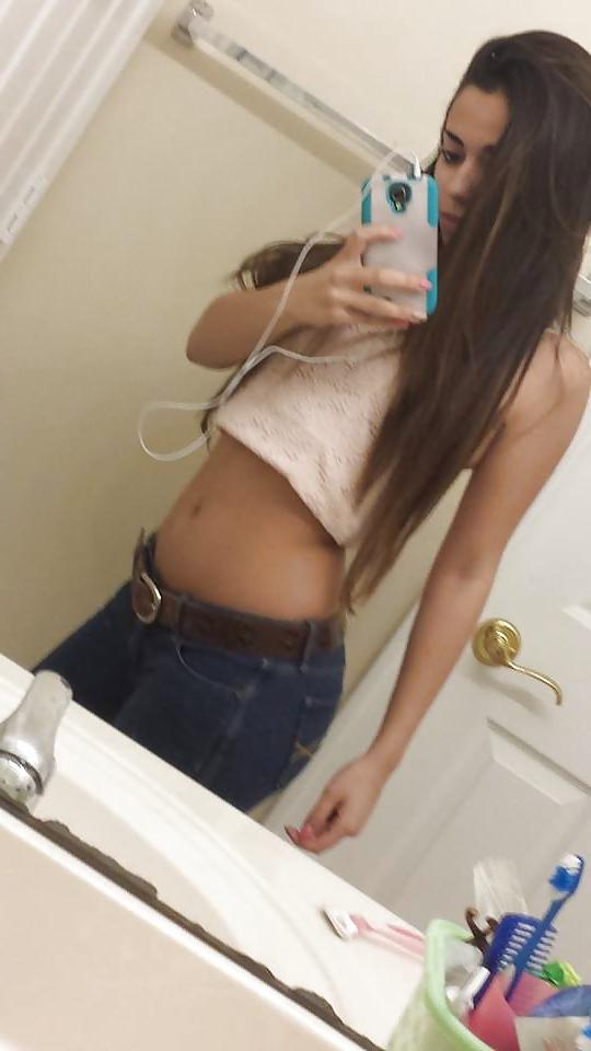 8P Squeeze my juicy butt!