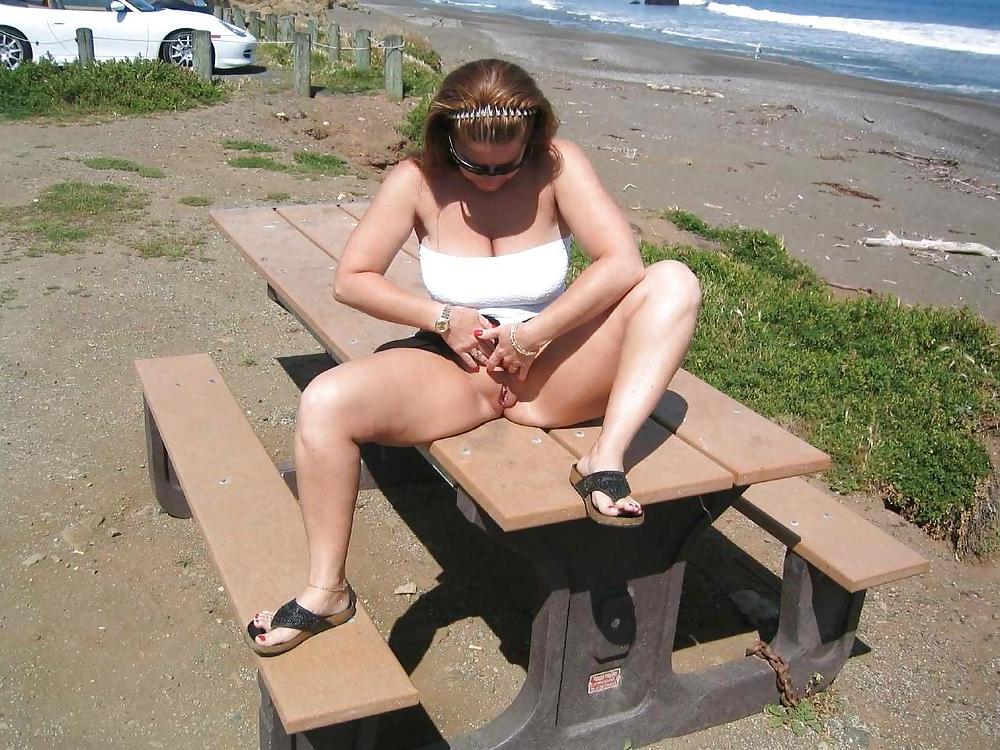 16P Nudes in public No. 5 - N. C. 