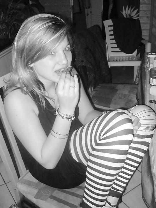 19P Pute charlotte ! ma petite niece
