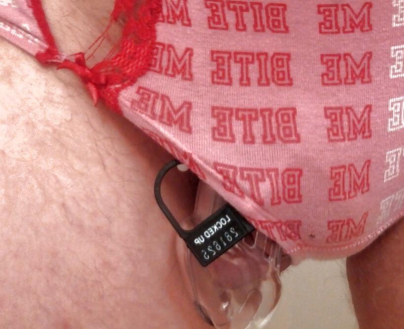 6P Sissy Bitch