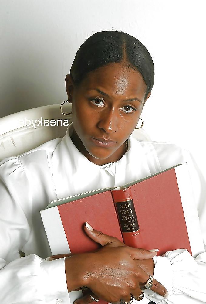 20P Shy Black Bookworm Wants To Show You Her Freaky Side