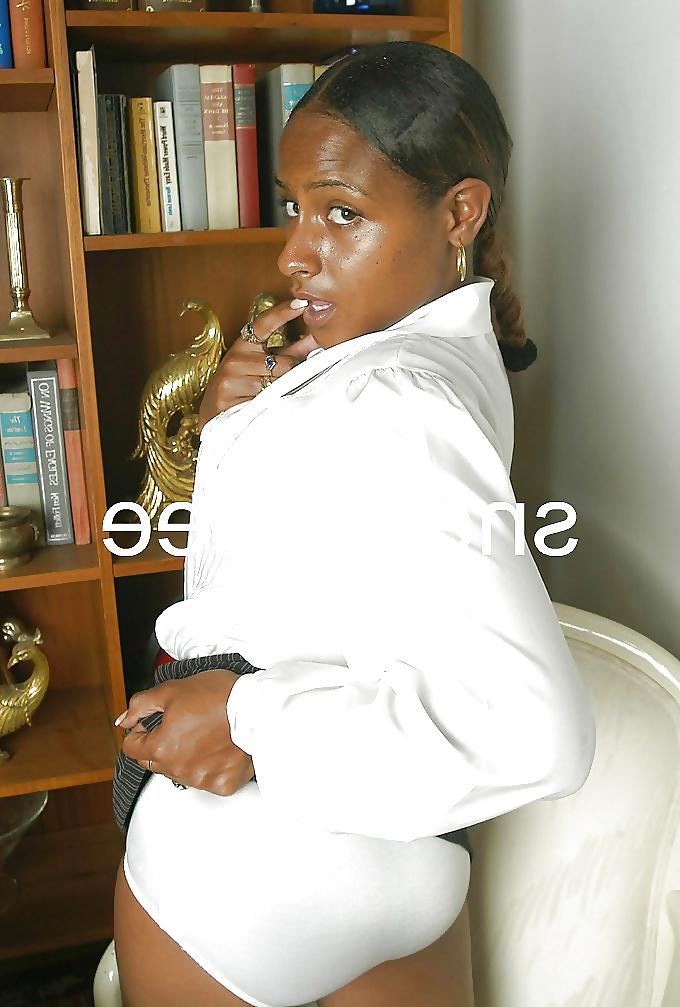20P Shy Black Bookworm Wants To Show You Her Freaky Side