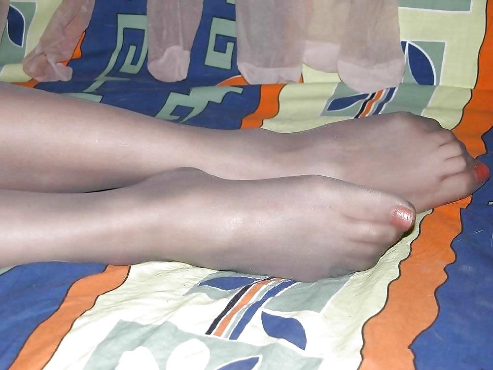 14P Nylon Feet 002