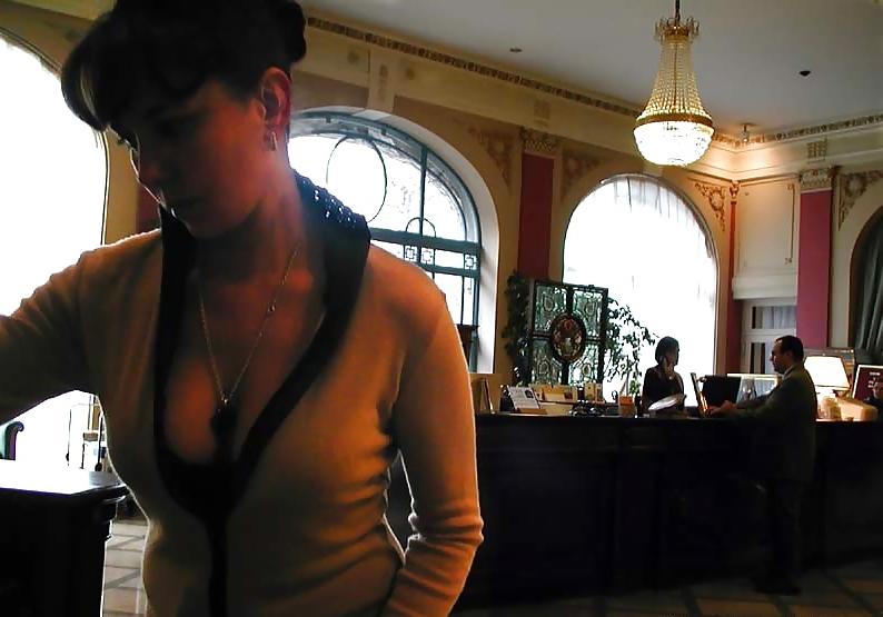 25P Nadine a french bitch with me in hotel