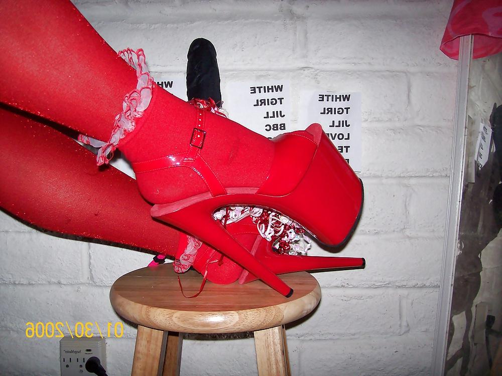 25P Platform stiletto heels to tease and get fucked by BBCs in.