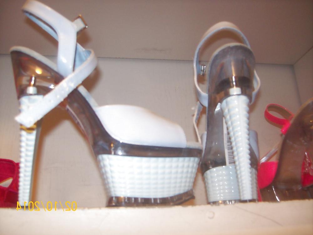 25P Platform stiletto heels to tease and get fucked by BBCs in.