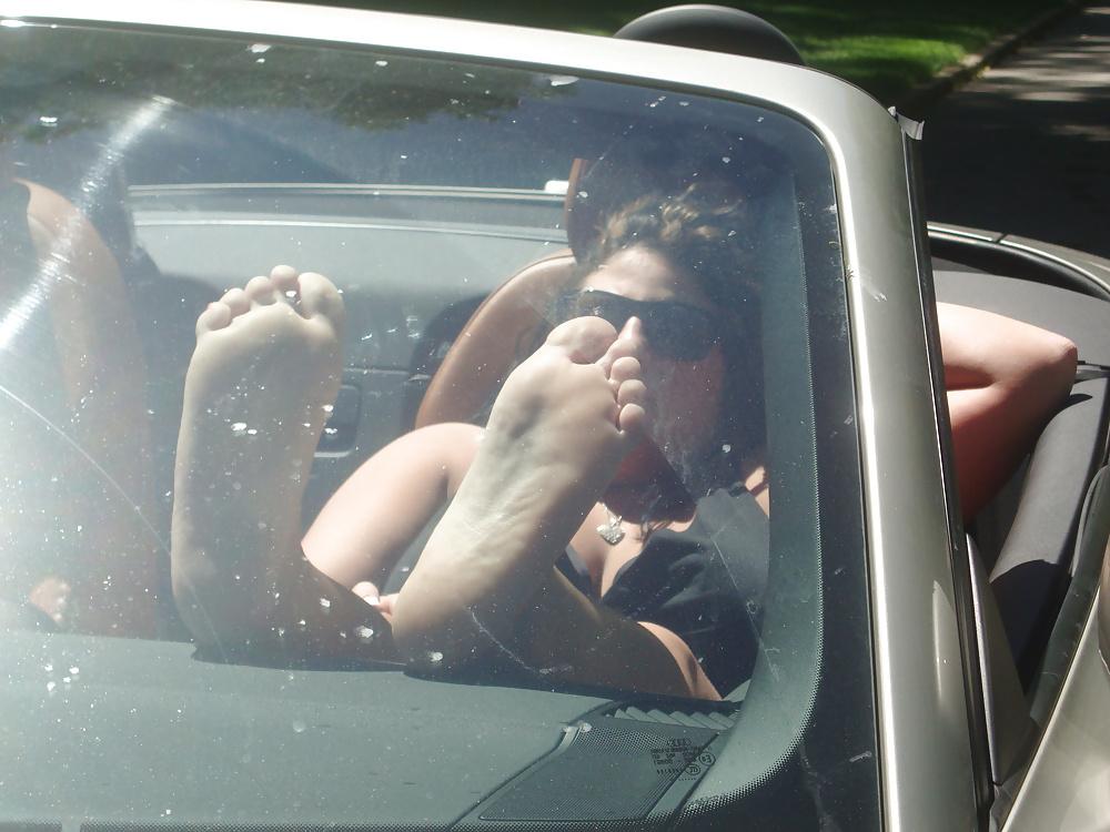 25P PediPrincess BBW Feet on Dash