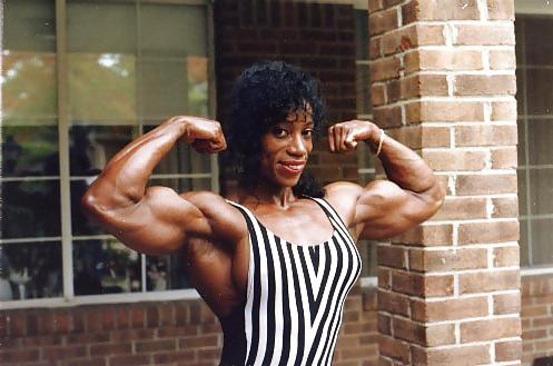 25P Lenda Murray: Ms Olympia, Sexy Amazing Muscle FBB - Ameman