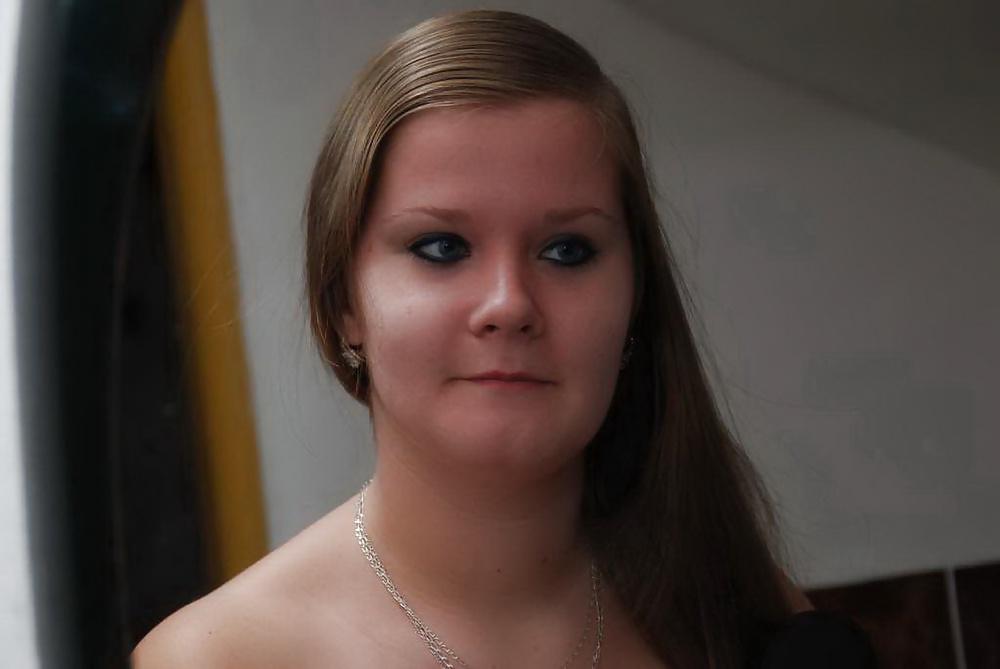 25P Emma möchte Model Pose & Blowjob werden