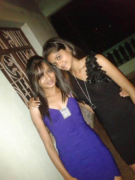 25P Desi indian stunning hot cute babes: non nude
