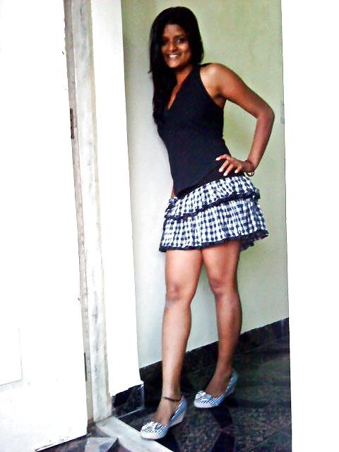 25P Desi indian stunning hot cute babes: non nude
