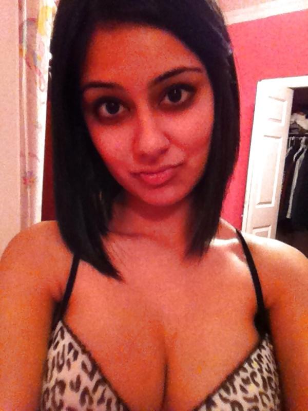 25P Desi indian stunning hot cute babes: non nude