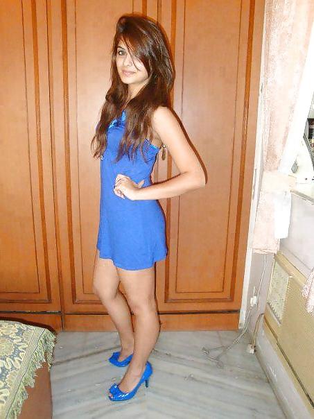 25P Desi indian stunning hot cute babes: non nude