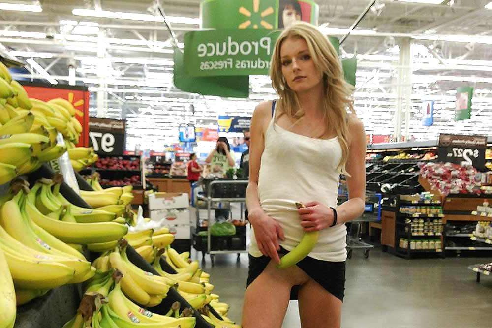 15P Babes flashing in public stores
