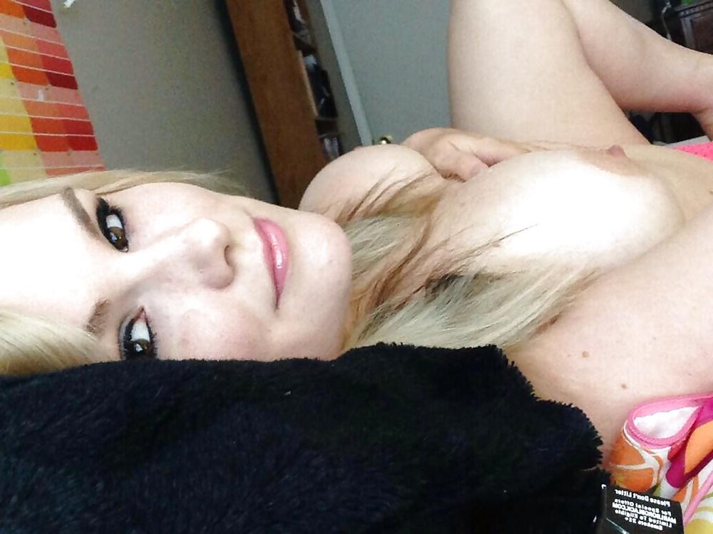 25P Hottest Nerd Chubby 