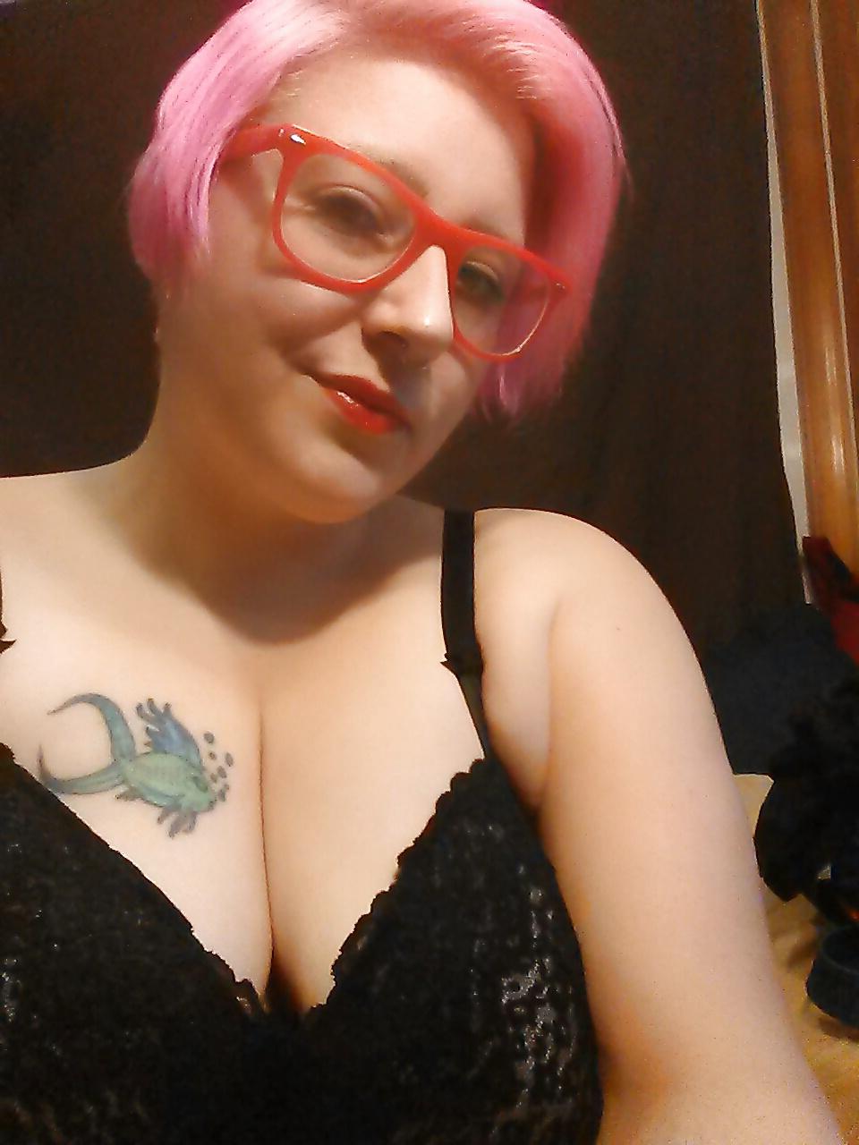 8P Sexy BBW Lilly - The ultimate Goddess and slut