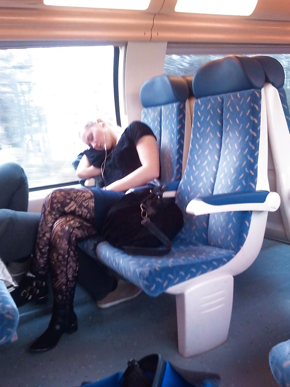 7P Nice girl in train