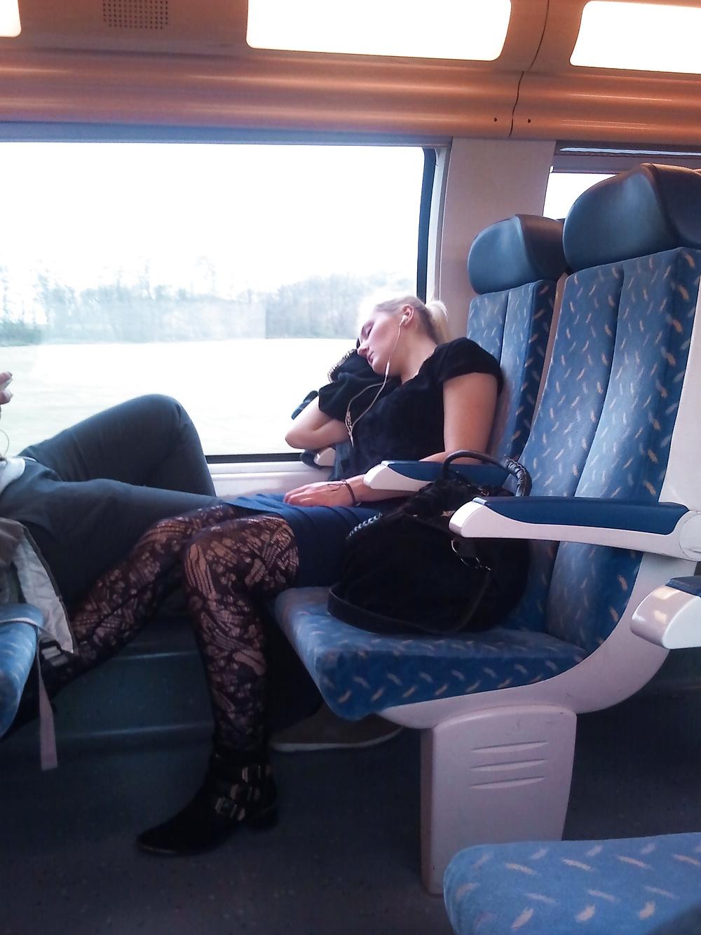 7P Nice girl in train