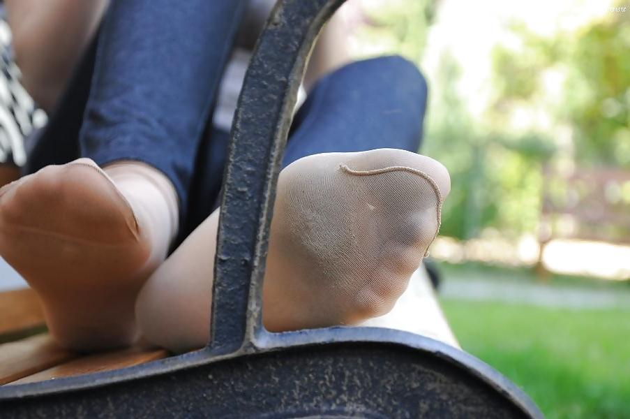 25P Nylon feet 43