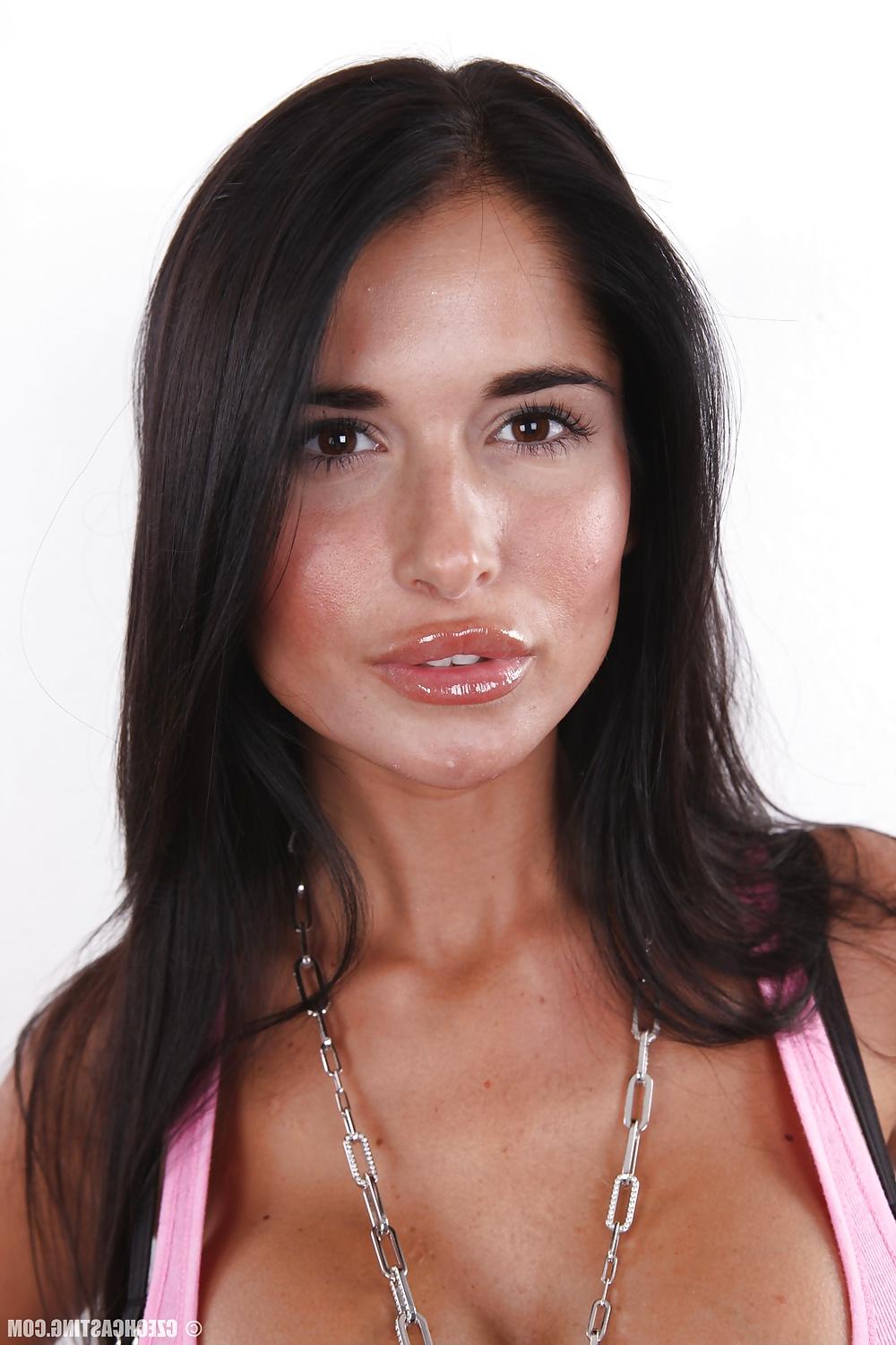 25P Breathtaking mouthwatering goddess Nikola