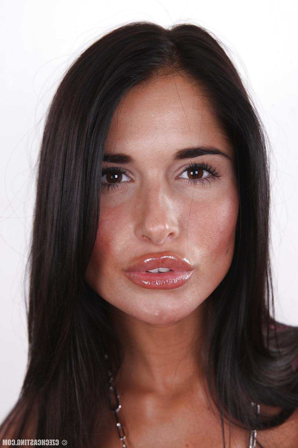 25P Breathtaking mouthwatering goddess Nikola