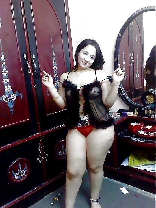 25P Dalya sexy arab bitch 2014