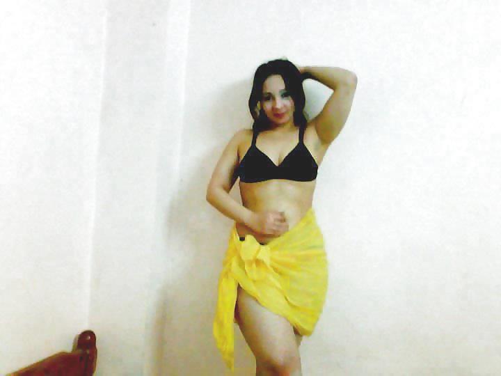 25P Dalya sexy arab bitch 2014