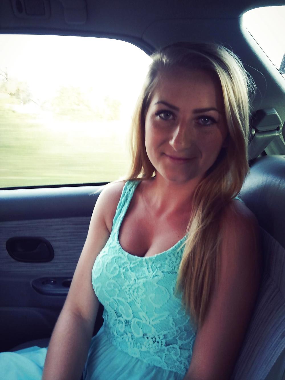 25P Teen blonde slut Tea wants your jizz