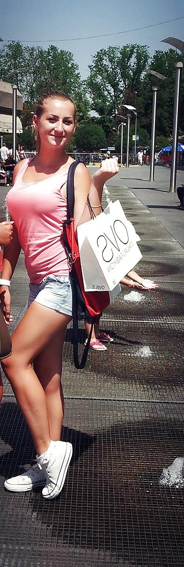 25P Teen blonde slut Tea wants your jizz