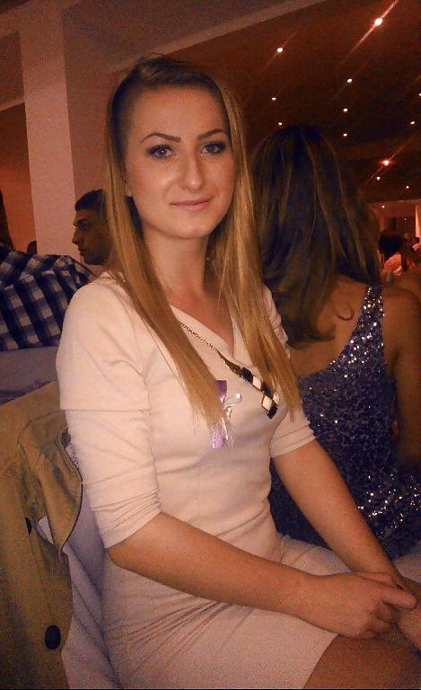 25P Teen blonde slut Tea wants your jizz