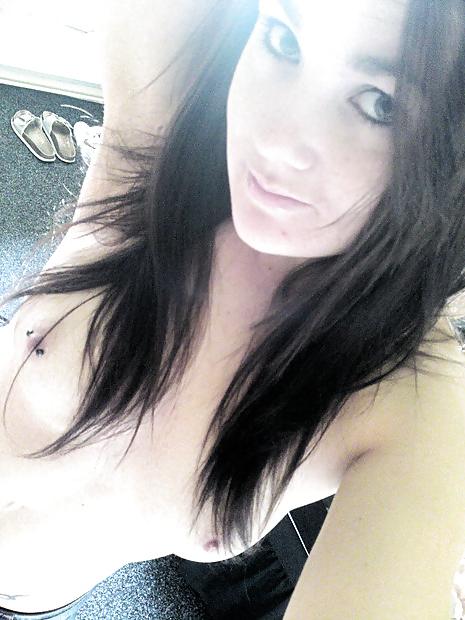 25P Topless British Girls Taking Selfies