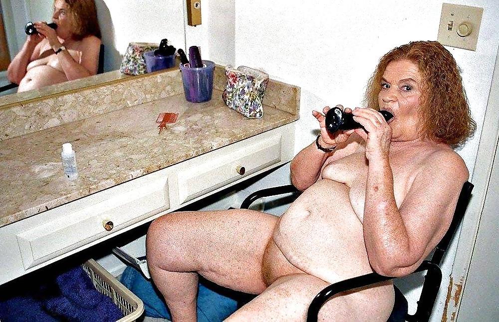 25P Grannies playing with their toys
