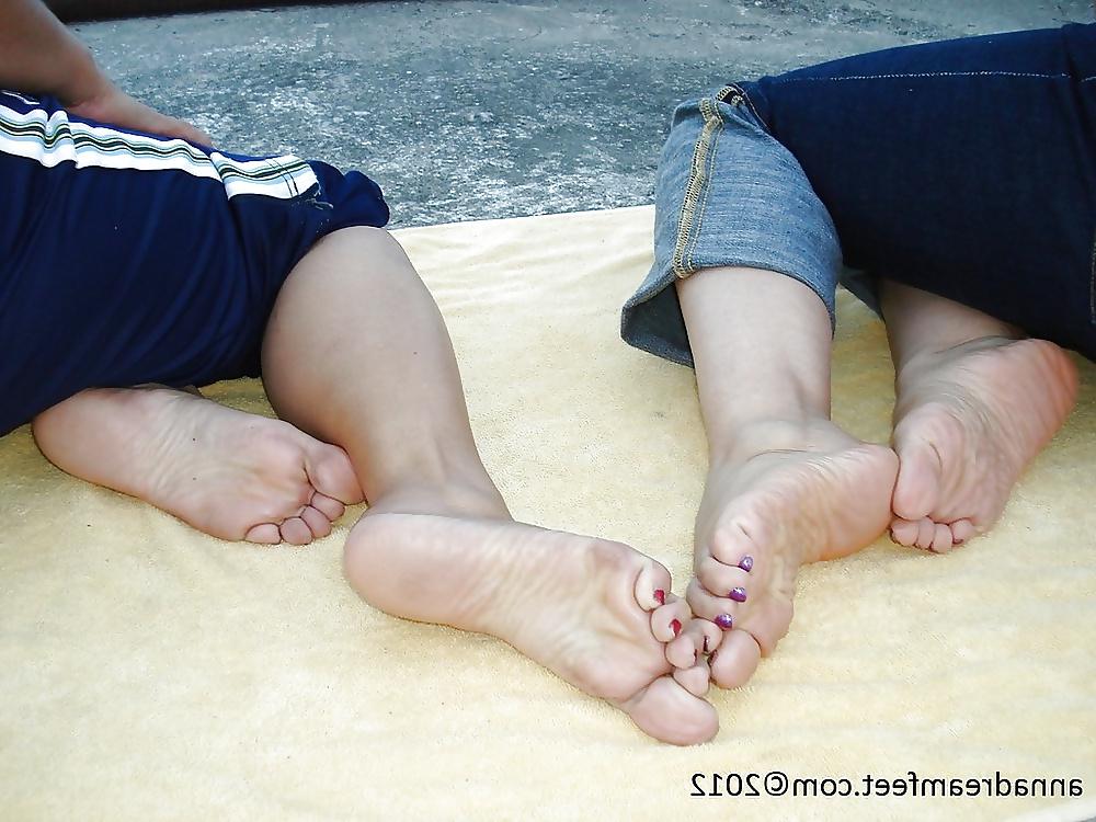 25P Anna dream feet