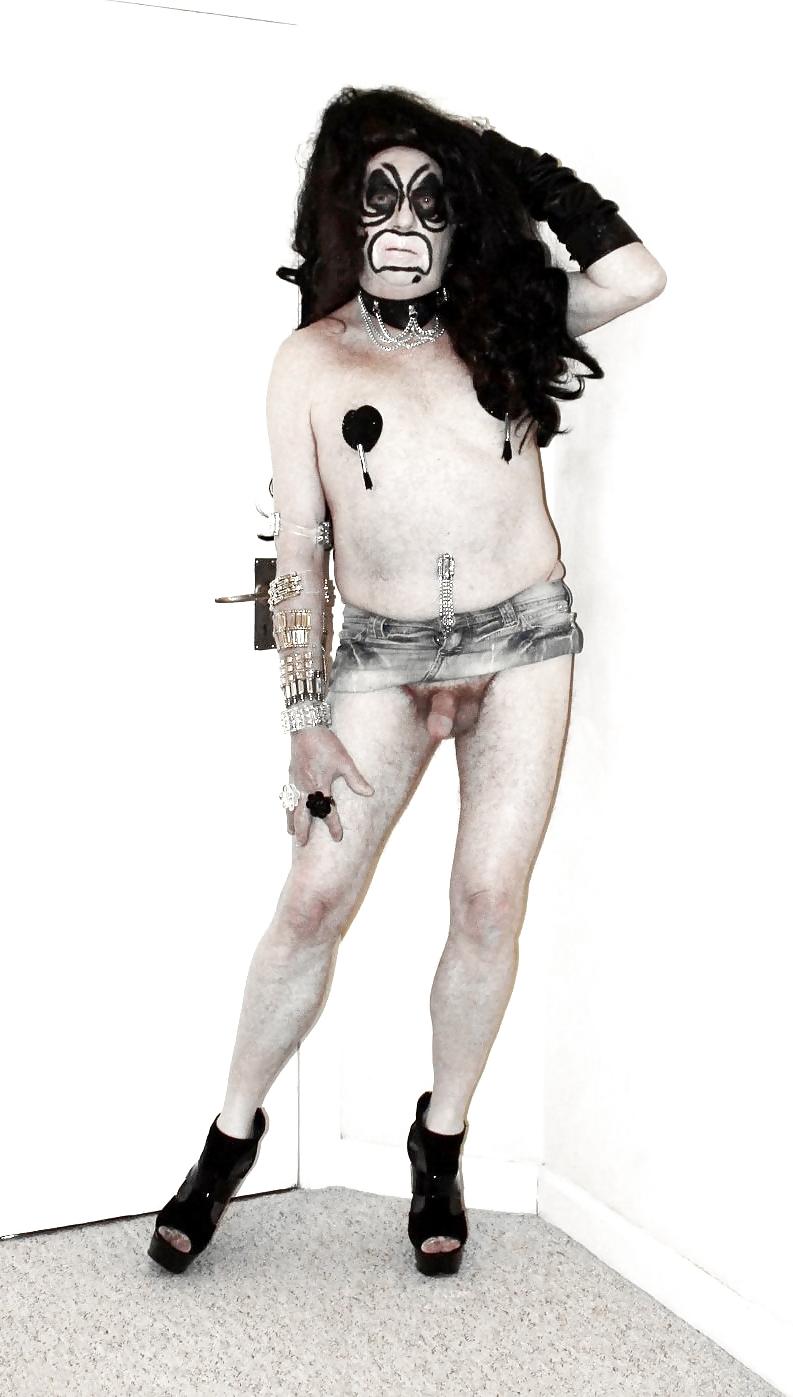 10P Nasty brunette whore skank
