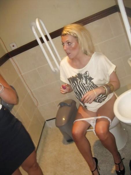 25P On the Toilet 2