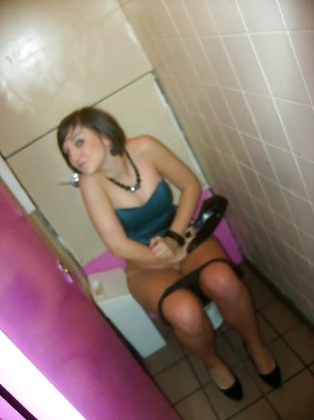 25P On the Toilet 2