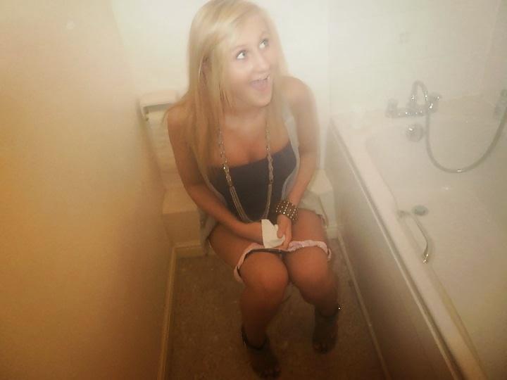 25P On the Toilet 2