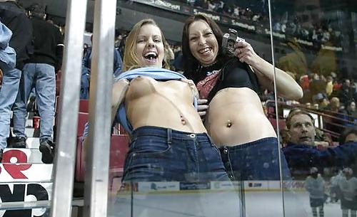 15P Nudes in public No. 9 - N. C. 