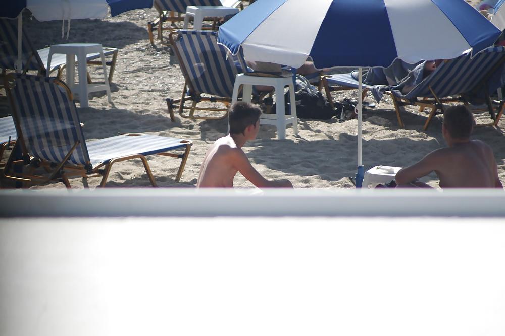22P Greece topless