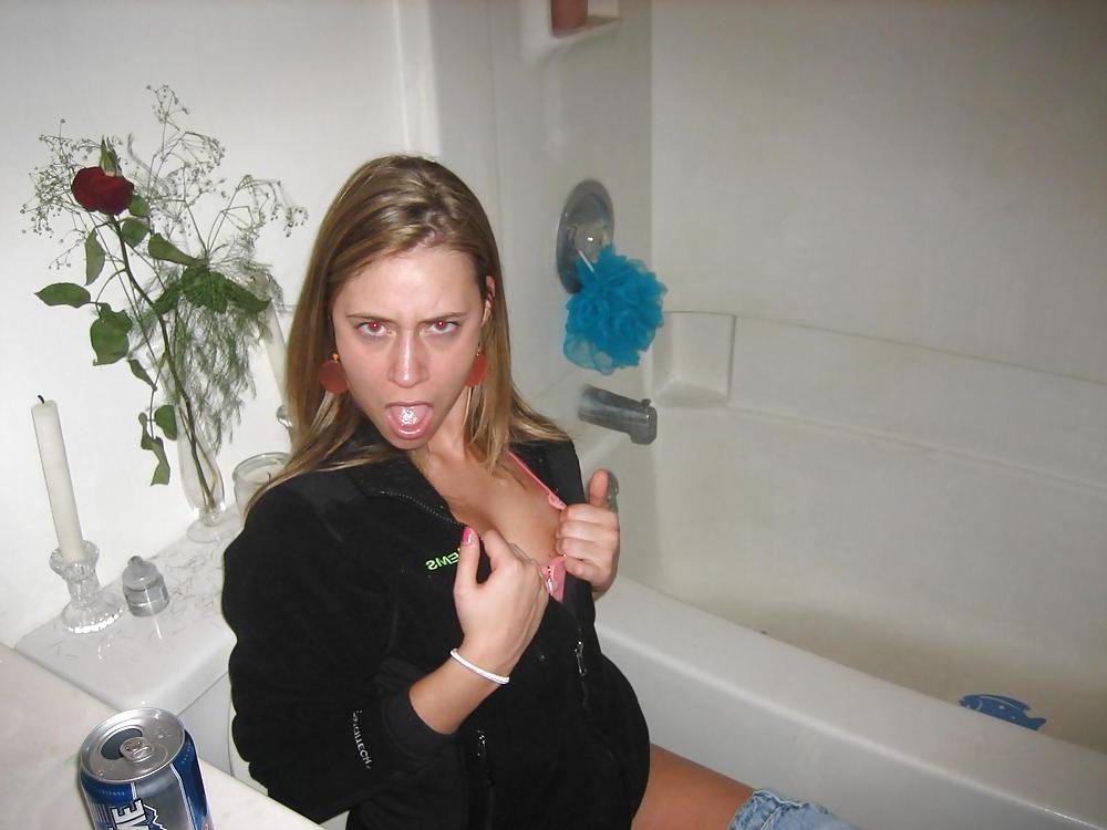 10P Girls on the toilet