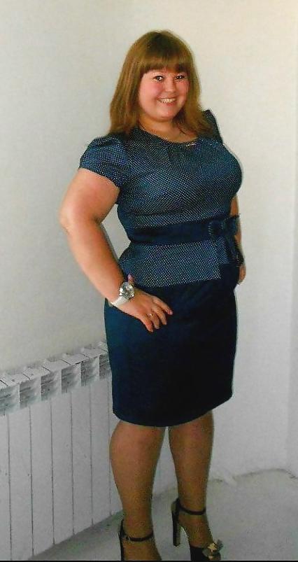 20P Curvy plump babe Marina
