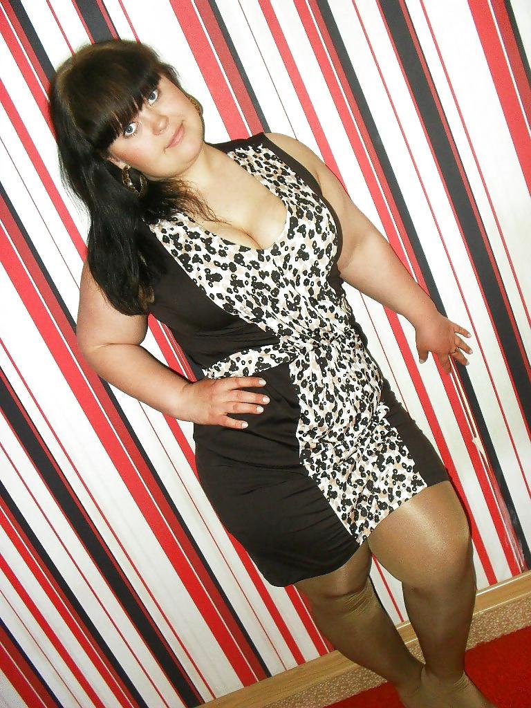 20P Curvy plump babe Marina