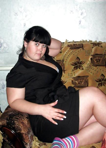 20P Curvy plump babe Marina