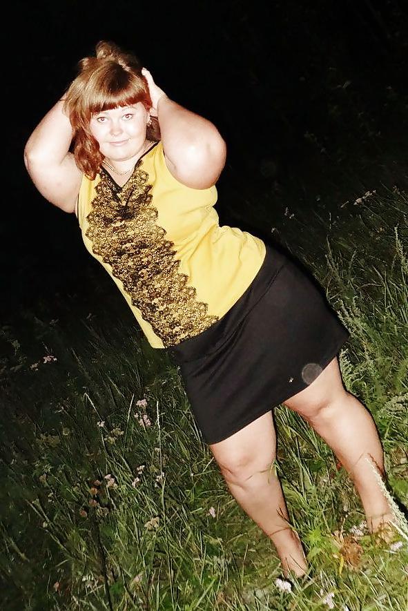20P Curvy plump babe Marina